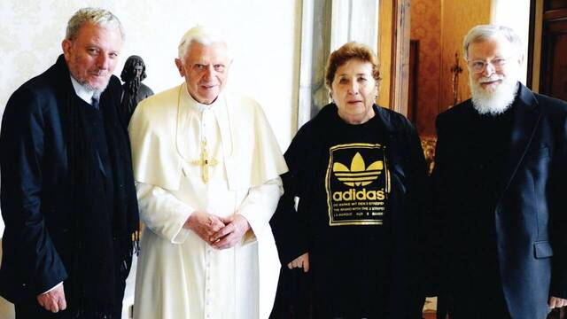 Carmen Hernández: la «santa» que se vestía de Adidas