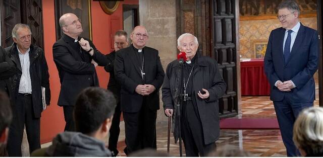 El cardenal Cañizares, otros obispos valencianos y Ximo Puig presentan una insólita comisión conjunta entre obispos y Gobierno valenciano