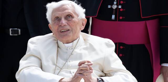 Muere el Papa emérito Benedicto XVI: «Un humilde trabajador en la viña del Señor»
