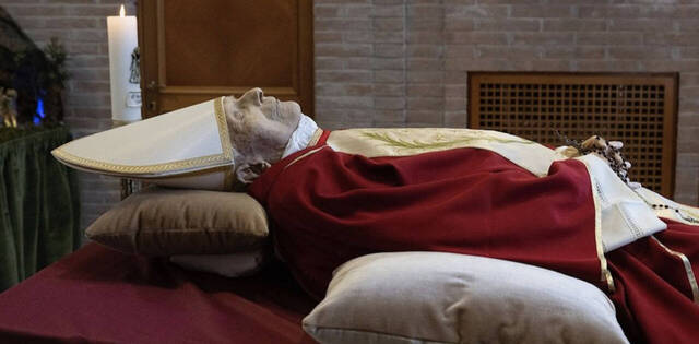 Se hace público el testamento espiritual de Benedicto XVI: «¡Manteneos firmes en la fe!»