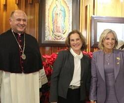 Jill Biden y Beatriz Gutiérrez, esposas de los presidentes de EEUU y México, en Guadalupe