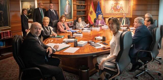 El Tribunal Constitucional español en 2023, con muchos nuevos magistrados afines al Partido Socialista