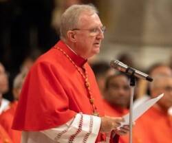El cardenal Arthur Roche. 