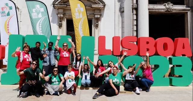 Jóvenes voluntarios en la organización de la JMJ de Lisboa 2023