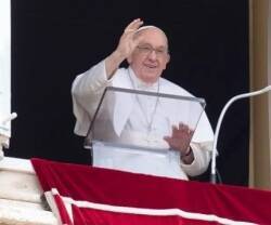 El Papa Francisco en el Ángelus. 