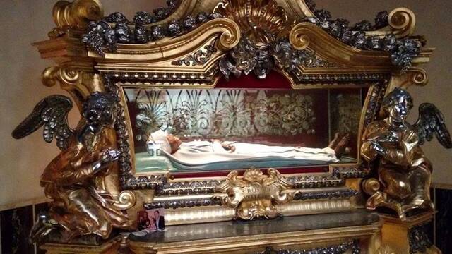 El cuerpo incorrupto de Santa Rosa de Viterbo, que se conserva en el monasterio que lleva su nombre en la ciudad italiana.
