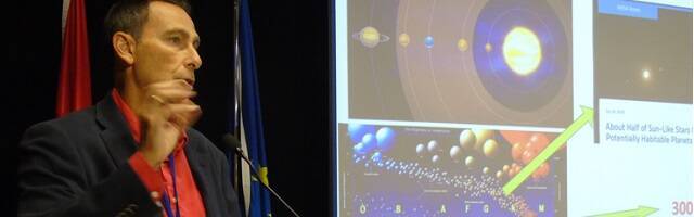 El astrofísico Enrique Solano habla en el II Congreso de Científicos Católicos