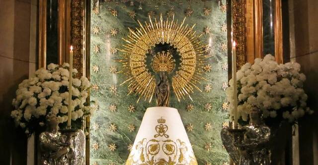 La Virgen del Pilar es una de las advocaciones más marianas en el mundo, especialmente en España y en el mundo hispano.