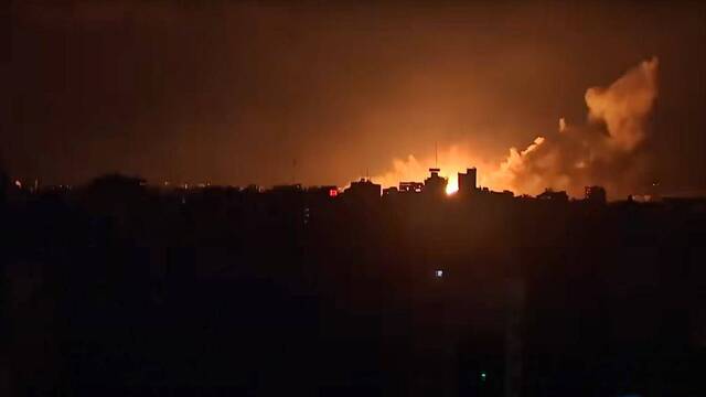 Explosión nocturna en Gaza.