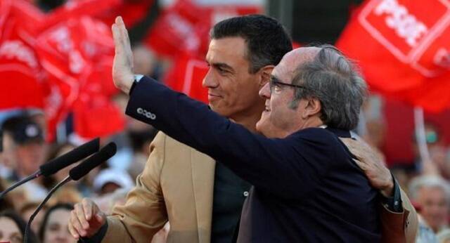 Pedro Sánchez y Ángel Gabilondo, juntos en un mitin de su partido común, el PSOE