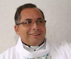 Padre Héctor Treminio
