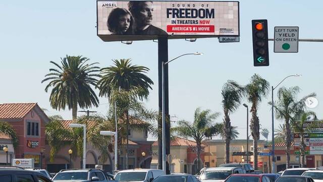 Un cartel de 'Sound of Freedom' en California.