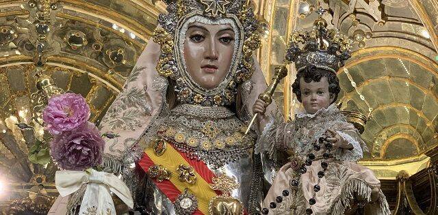 Esta imagen de la Virgen del Rosario fue a la batalla de Lepanto, volvió y se venera
