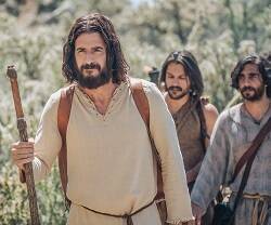 Jesús y los apóstoles, en la cuarta temporada de The Chosen