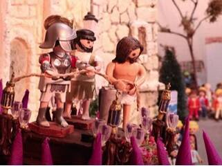 Jueves Santo, procesión con playmobil