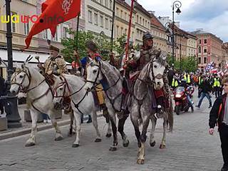 Varsovia: la vistosa marcha provida