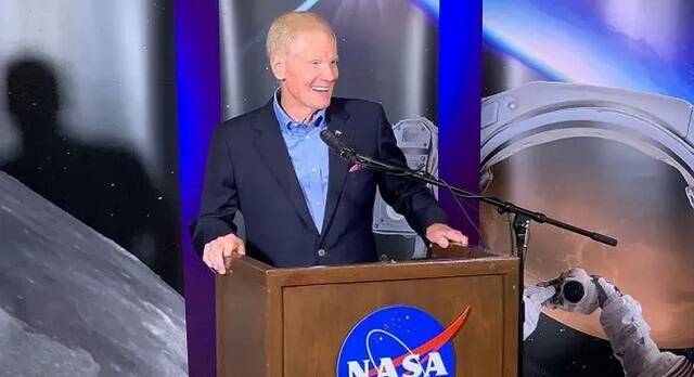 Bill Nelson es el jefe de la NASA y alaba la aportación del Observatorio Vaticano a la ciencia espacial