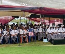 Alumnos del Instituto de Bachillerato Padre Angus Frazer Memorial en Makurdi.